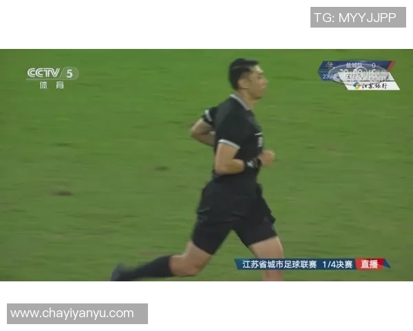 吴磊与足球明星的精彩瞬间照片分享，展现青春活力与运动魅力